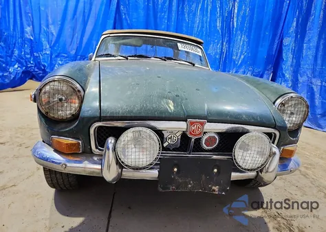 1978 Mg Mgb z USA, uszkodzony, nr VIN GVVDJ2AG513704